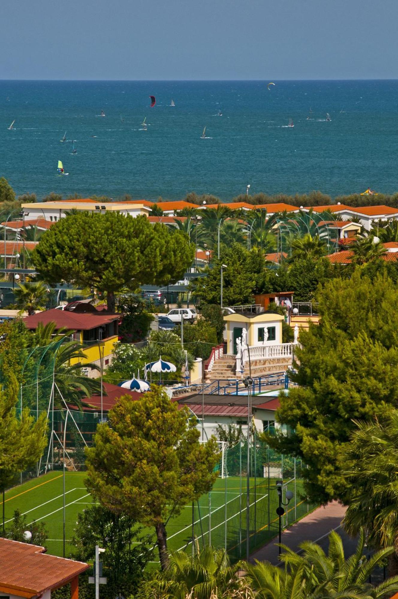 Green Park Village 维耶斯泰 外观 照片
